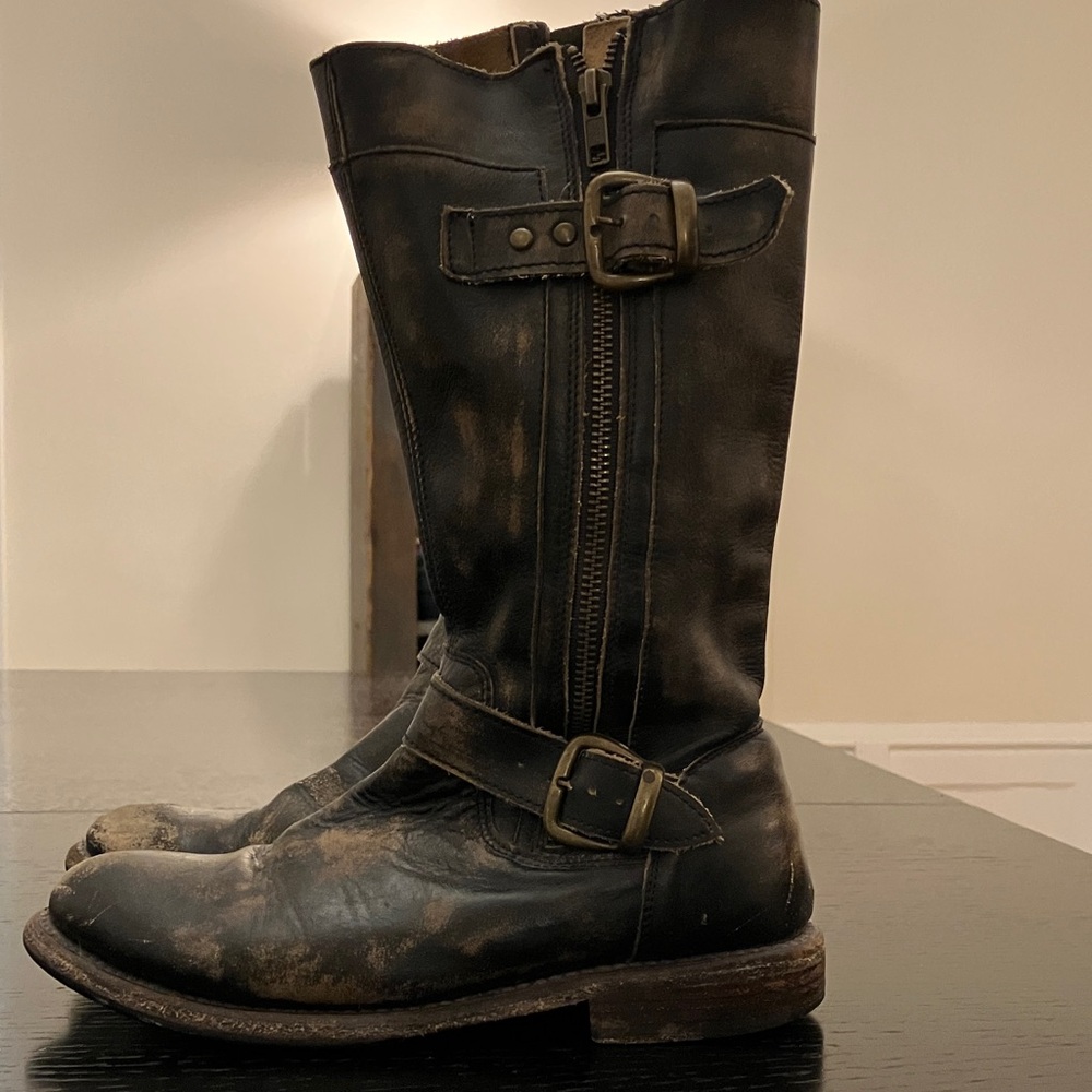 BED|STU Distressed Black Leather Boots